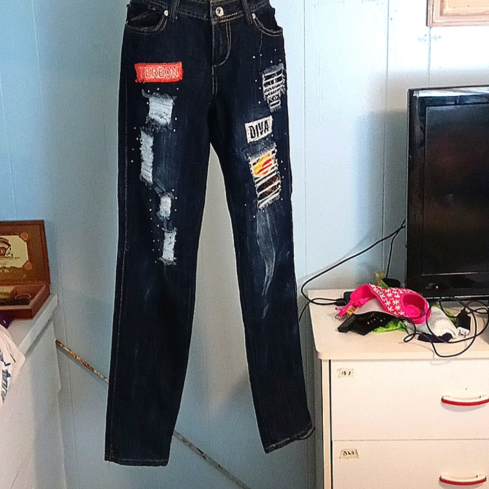 Jr. or Womens jeans